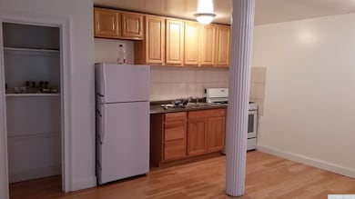 725 Warren St unit 11, Hudson, NY 12534 - photo 3