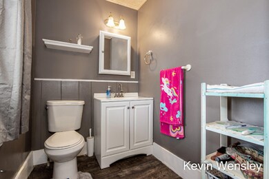 Main floor bath