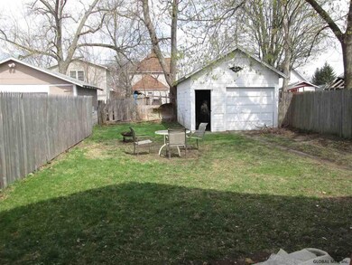 737 Cramer Ave, Schenectady, NY 12306 - photo 4