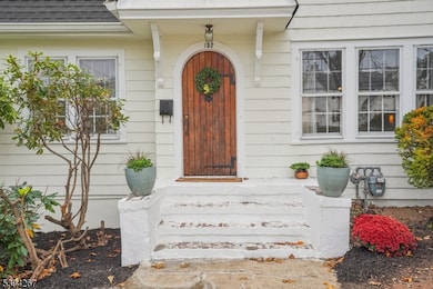 152 Mitchell St, West Orange, NJ 07052 - photo 5