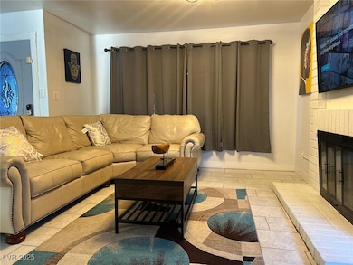 5415 Oxbow St, Las Vegas, NV 89119 - photo 3