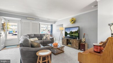 325 S Warminster Rd unit D-1 BLDG 4, Hatboro, PA 19040 - photo 5