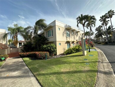 LAKESIDE VILLAS Mendez Vigo unit M-3, Vega Alta, PR 00692 - photo 2