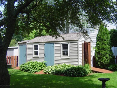 908 16TH AVE 023