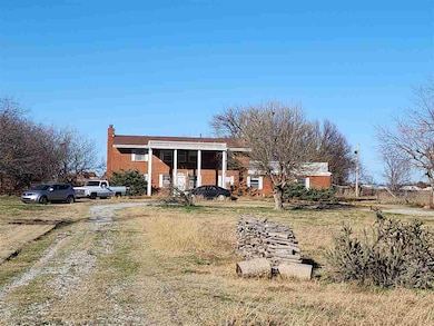 11704 E Gore Blvd, Lawton, OK 73501 - photo 2