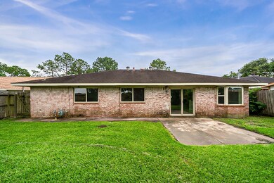 10115 Kirkdale Dr, Houston, TX 77089 - photo 7