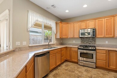 1451 SE Vance Dr, Grants Pass, OR 97527 - photo 6