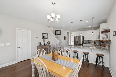 561 Oakvale Ln, Mount Juliet, TN 37122 - photo 4