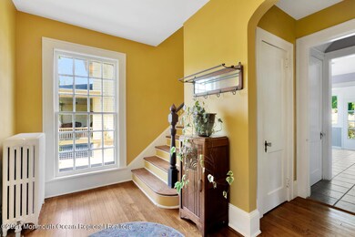 291 Main St Matawan NJ 07747-large-008-0