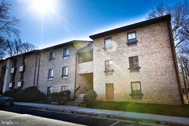 11619 Stoneview Square unit 2B, Reston, VA 20191 - photo 2