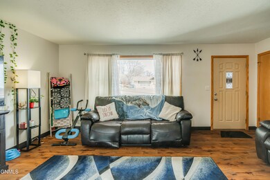 1602N17thSt_0002