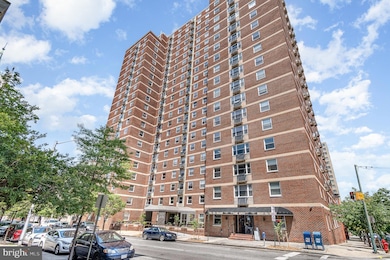 St. Paul at Chase Condominiums unit 1506, Baltimore, MD 21202 - photo 3