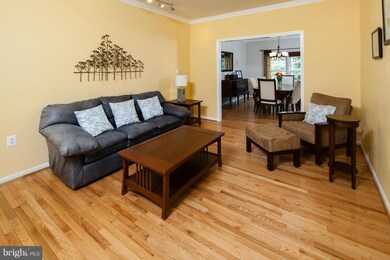 504 Binns Ct SW, Leesburg, VA 20175 - photo 4