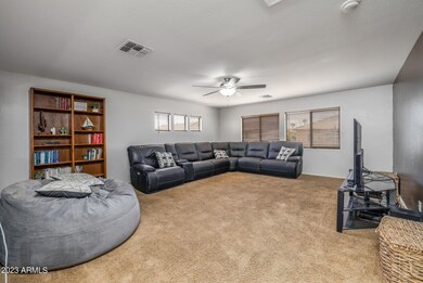 HUGE LOFT