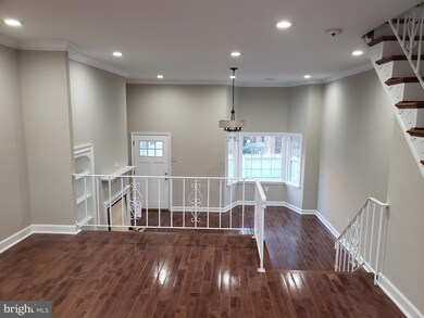 534 W Queen Ln, Philadelphia, PA 19144 - photo 5