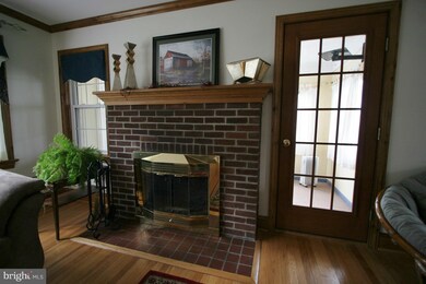 9123 Tomstown Rd, Waynesboro, PA 17268 - photo 3