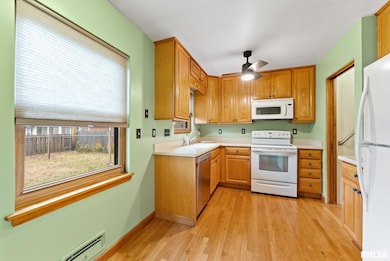 2721 30th Ave, Rock Island, IL 61201 - photo 4