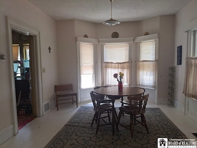 Turret Shaped dining