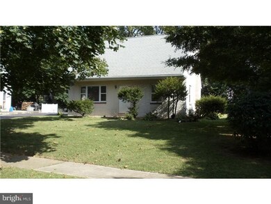 329 Woodlyn Cir, Woodlyn, PA 19094 - photo 2