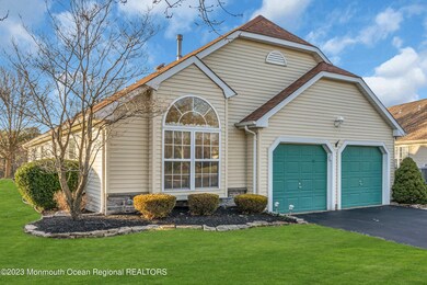 2422 Torrington Dr, Toms River, NJ 08755 - photo 2