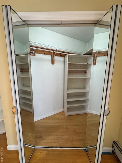 94-30 199th St, Jamaica, NY 11423 - photo 3