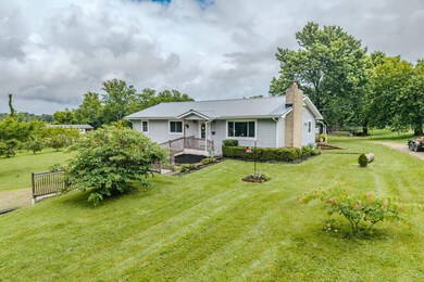 2144 Ledge Rock Rd 44
