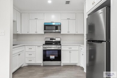 835 E Taylor St, Brownsville, TX 78520 - photo 7