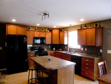 2942 4th St, Wayland, MI 49348 - photo 3