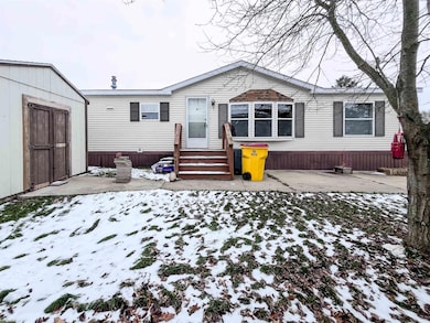 33181 Waterfall Ct, New Haven, MI 48048 - photo 3