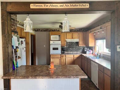 16090 Martha St, East Liverpool, OH 43920 - photo 7