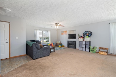 9-web-or-mls-2647 Bloom Dr-9