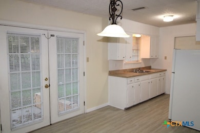 512 Creek St, Copperas Cove, TX 76522 - photo 3