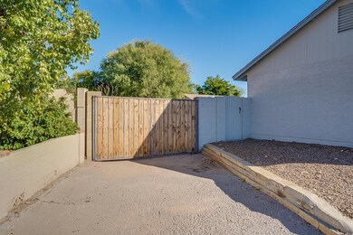 RV Gate