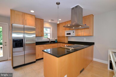 13964 Gunners Place, Centreville, VA 20121 - photo 5