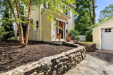 28 Mercer Rd, Needham Heights, MA 02494 - photo 2