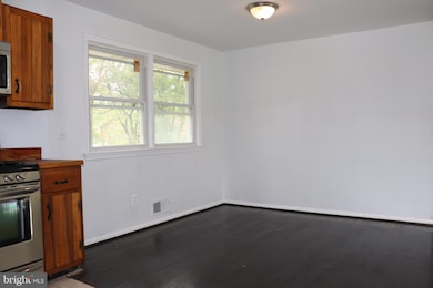 7606 Walker Mill Rd, Capitol Heights, MD 20743 - photo 5