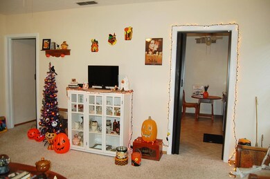 983 -985 SE N St, Grants Pass, OR 97526 - photo 5