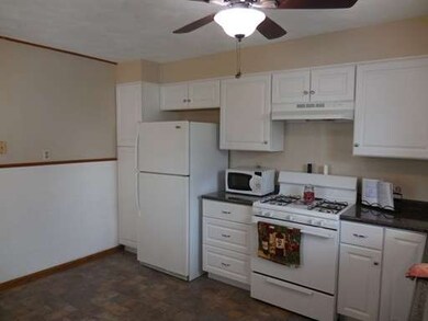 17 Garden St, West Springfield, MA 01089 - photo 6