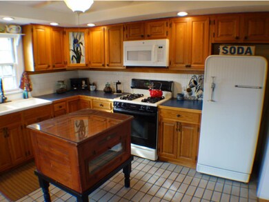 46 Maplecrest St, Newmarket, NH 03857 - photo 7