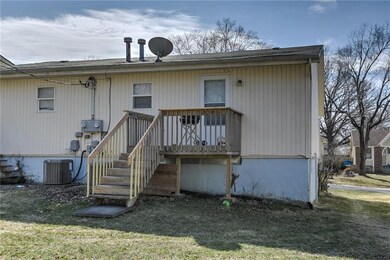 224 Back Exterior
