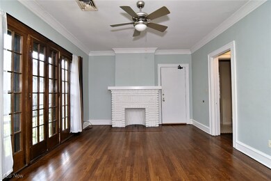 2469 Overlook Rd unit 8, Cleveland, OH 44106 - photo 3