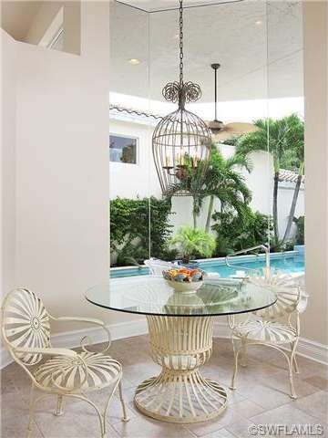Breakfast Nook
