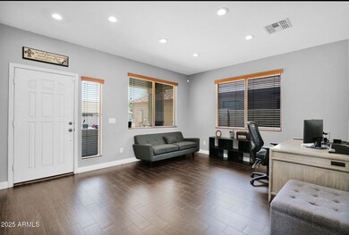 6-web-or-mls-P1246157