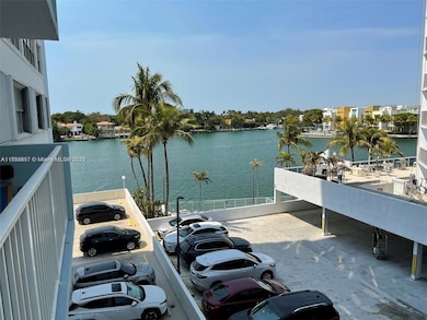Regency Tower unit 3D, Miami Beach, FL 33140 - photo 2