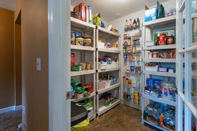 11 Florence Cir, Upton, MA 01568 - photo 4