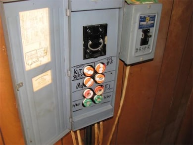 259 Millers Falls Rd unit 17, Turners Falls, MA 01376 - photo 6