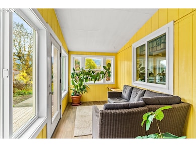 47849 W 2nd St, Oakridge, OR 97463 - photo 5