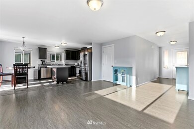 2451 Evans Dr, Blaine, WA 98230 - photo 2