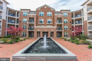 2903 Saintsbury Plaza unit 405, Fairfax, VA 22031 - photo 3