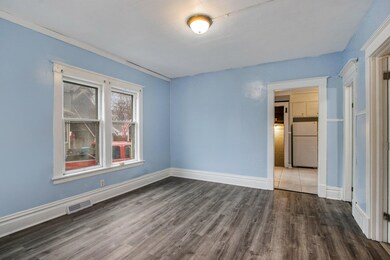 007_1112jamesst_5